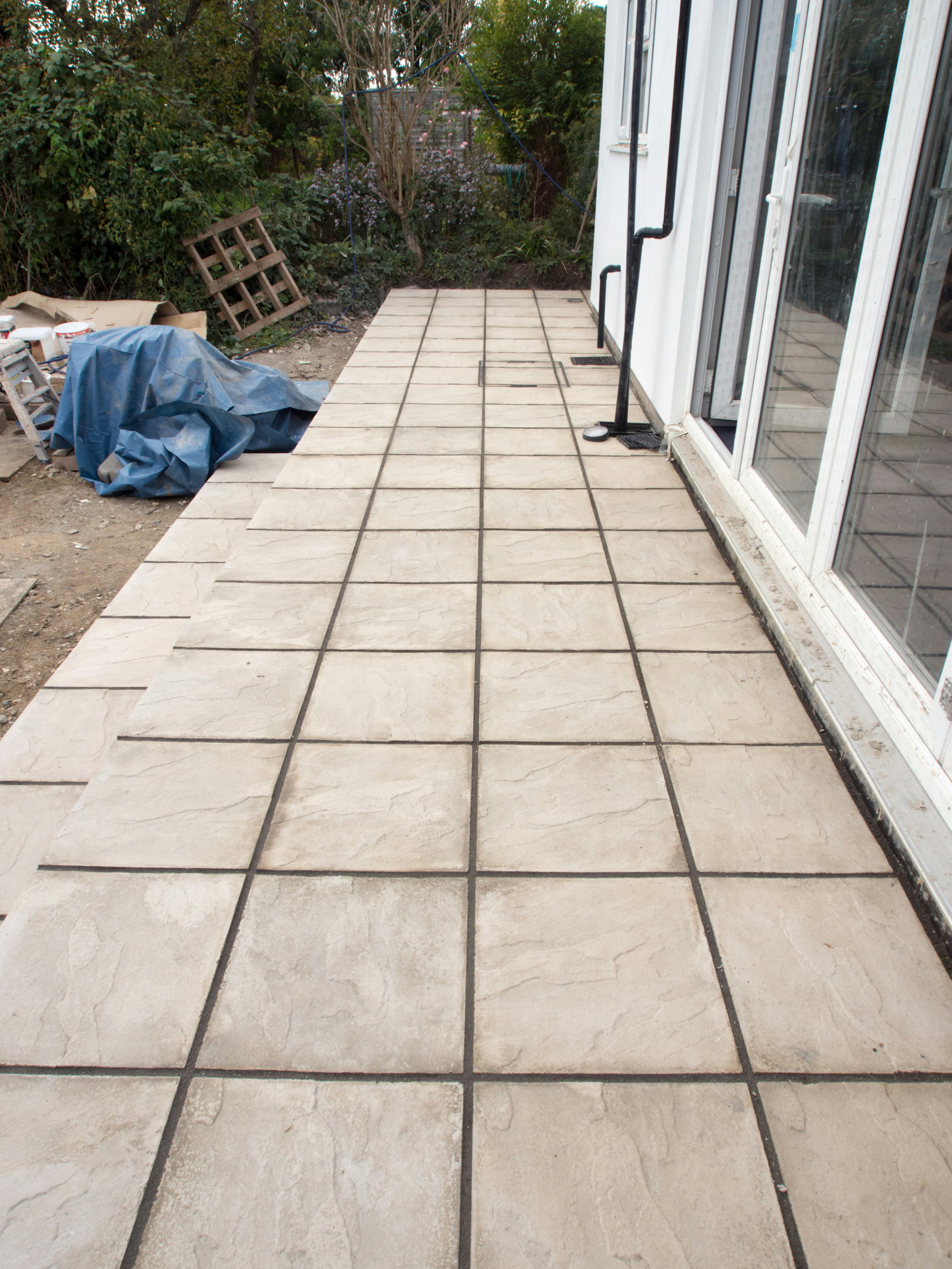 Commercial patio hardscape and outdoor space design